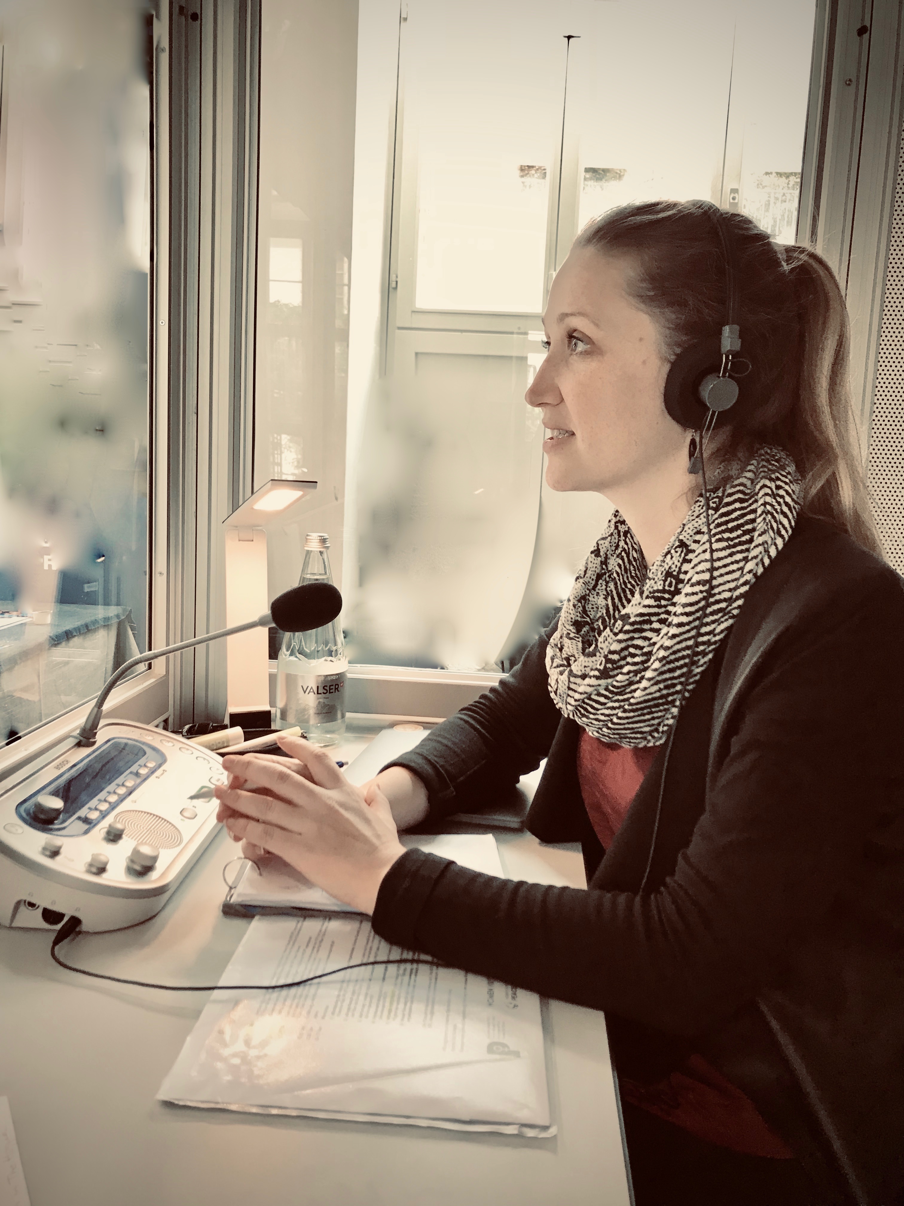 Your conference interpreter Mirjam Gadient - working at a conference